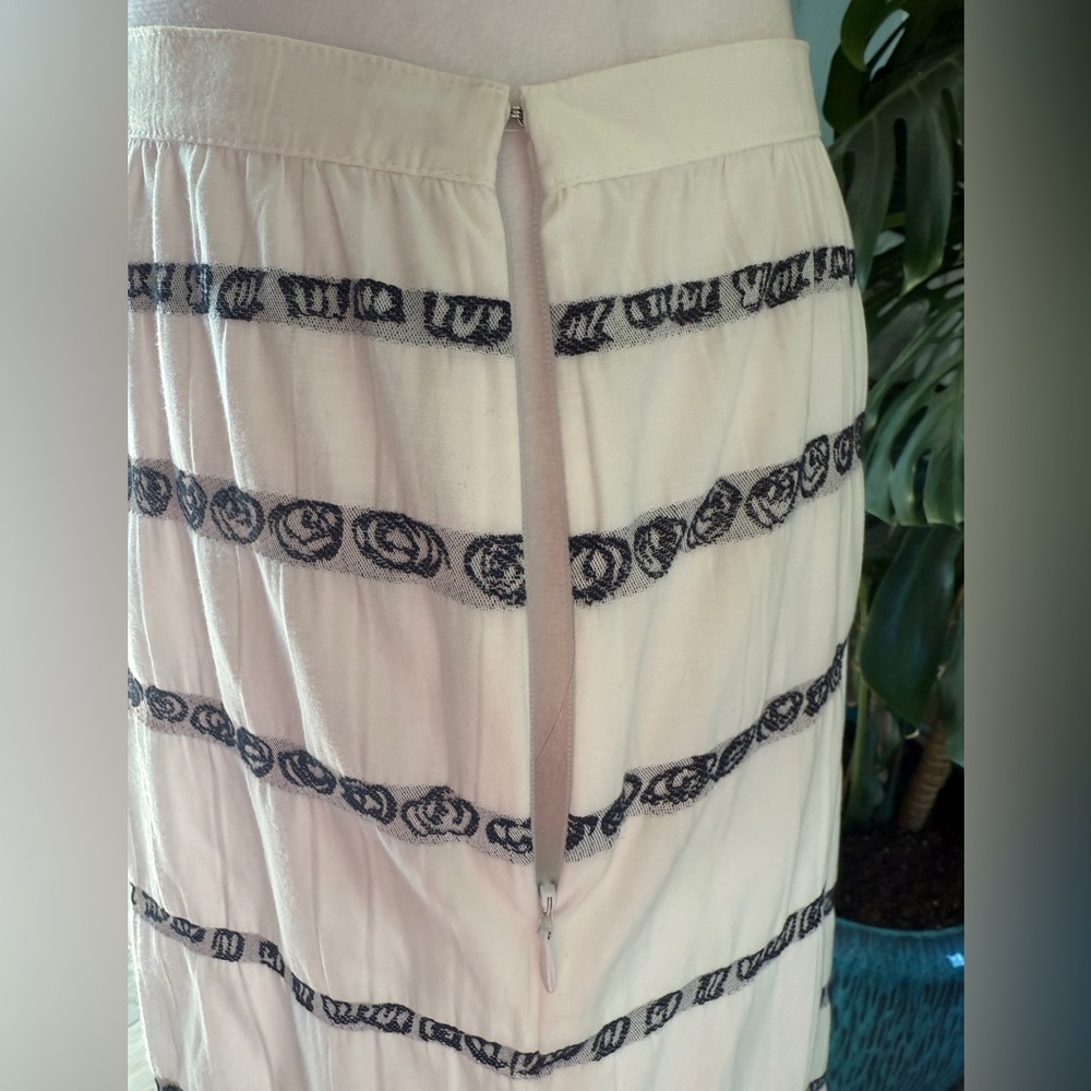 Talbots Black and White Patterned Skirt - Picture 5 of 6